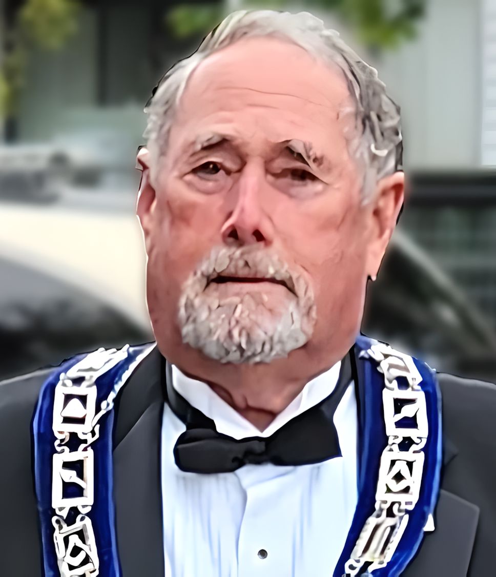 Click to Enlarge-Esc to Close Gallery/Memorials/WB Jim Cox 2025.jpg